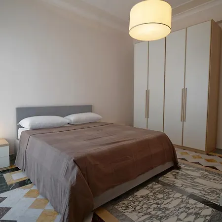 Apartment Floor Bentivoglio 2 *
